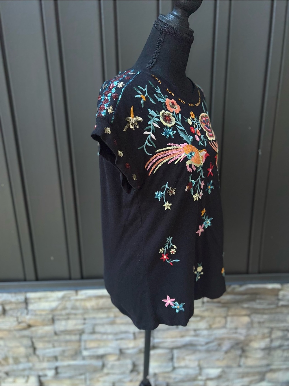 Embroidered Floral & Bird Black Women's Top - Picture 4 of 7